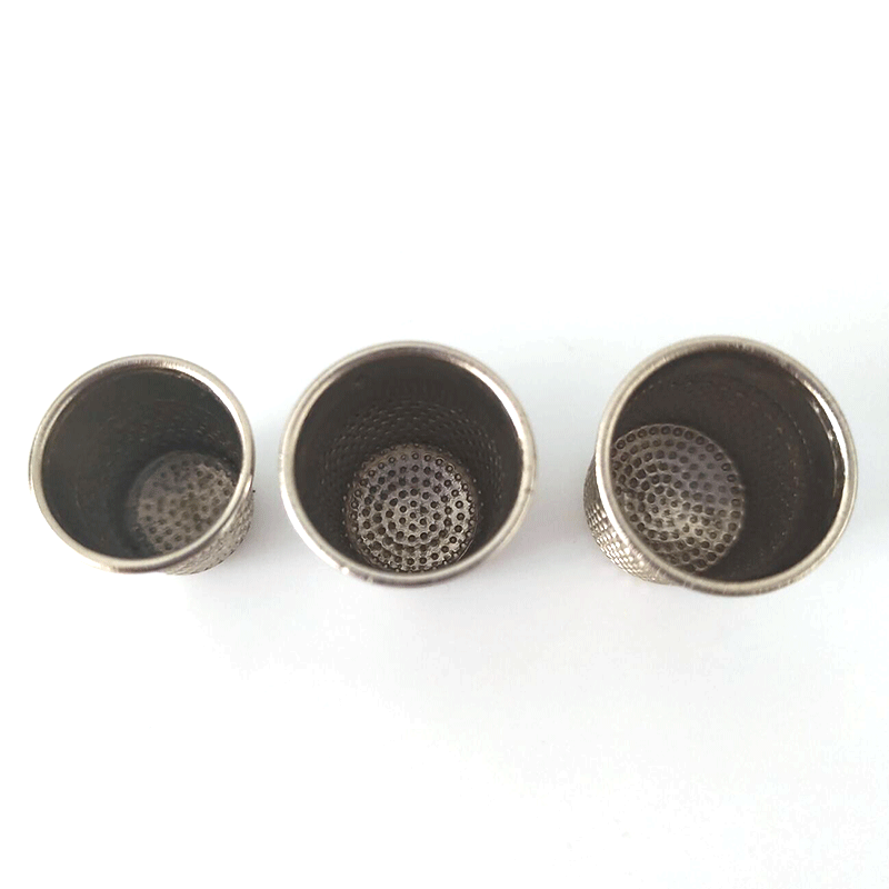 최고 품질의 금속 손가락 골무 재단사 바느질 그립 방패 - Sewing Thimble Metal 리뷰 및 가격